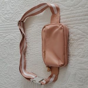 Altar'd State Everyday Mini Sling Bag, Pink